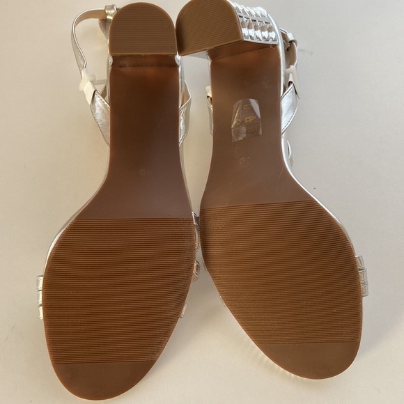 𝅺LE Château I Strappy High Heel Sandals - Picture 4 of 7